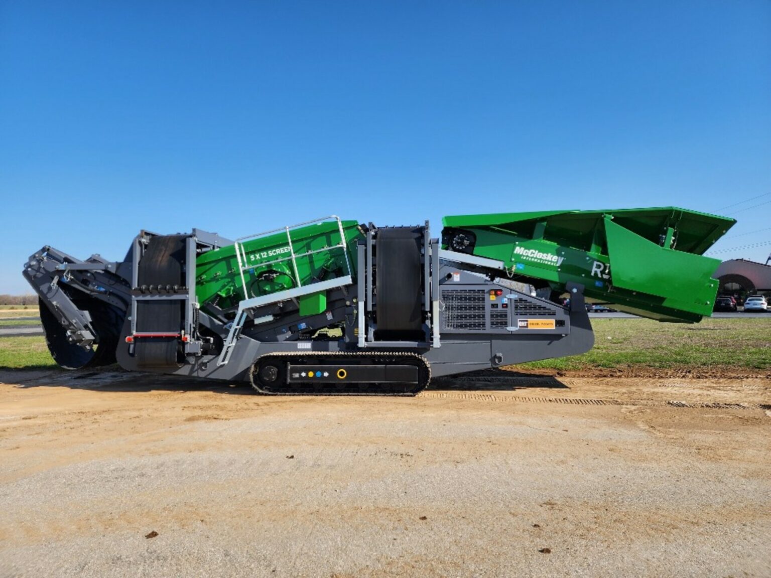 Heavy Construction Equipment Sales, Rental, Parts KS & MO Berry Tractor